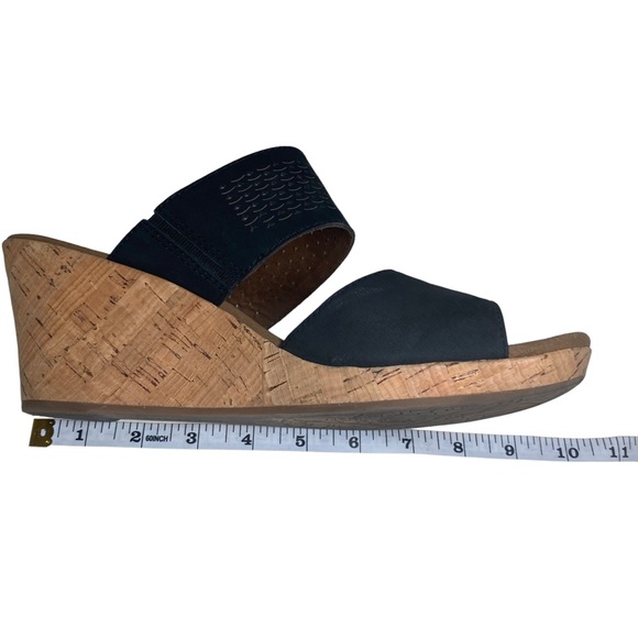 ROCKPORT Wedges Ladies size 10US Black and Tan. Extremely good condition - Picture 10 of 13